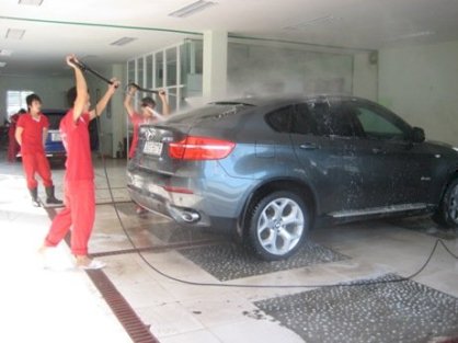 Rửa xe công nghệ cao