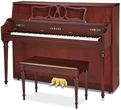 Yamaha Upright Piano M560S