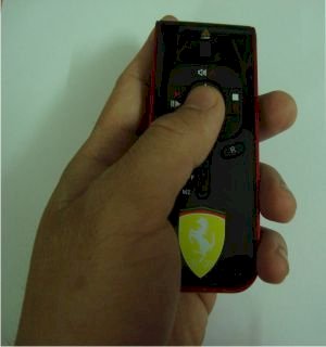 Thiết bị điều khiển trình chiếu Ferrari kết hợp USB 2Gb