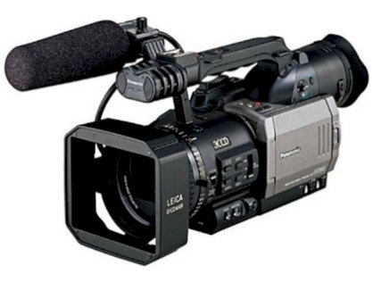 Máy quay phim chuyên dụng Panasonic AG-DVX102A
