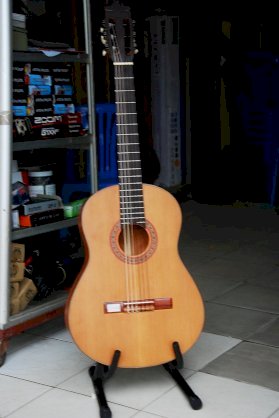 Classical guitar VX2