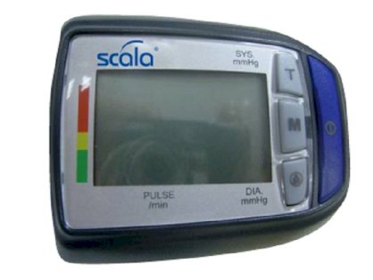 Máy đo huyết áp cổ tay Scala KP-7051