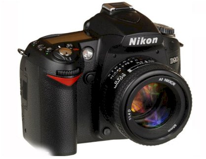 Nikon D90 (AF-S Nikkor 24-70mm F2.8G ED) lens kit