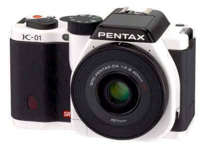 Pentax K-01 (SMC PENTAX-DA 40mm F2.8 XS) Lens Kit