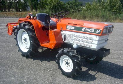 Máy Cày Kubota B1902