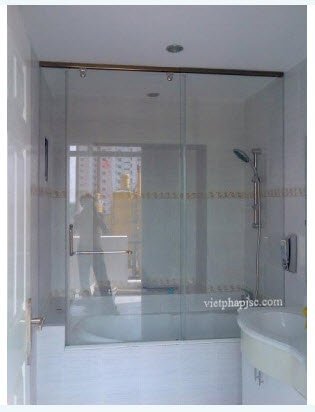 Vách tắm kính Việt Pháp BM01