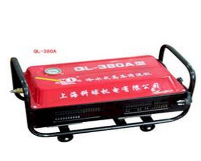 Máy rửa xe áp lực cao dùng cho gia đình QL-380A