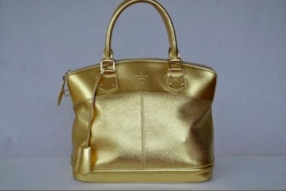 Louis Vuitton Suhali Lockit Gold PM - Limited Edition T9142-37