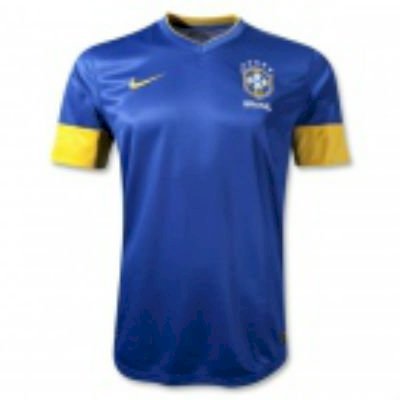 Quần áo bóng đá tuyển Brazil màu vàng xanh