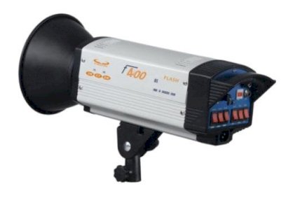 Đèn Flash Studio F400