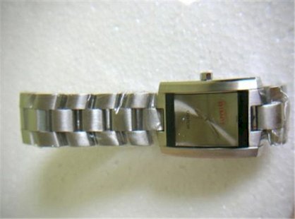 Đồng hồ đeo tay Movado 01