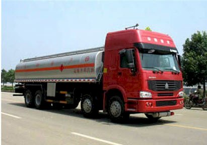 Xe bồn chở dầu DongFeng ZZ1317M4669V 22,5 m3
