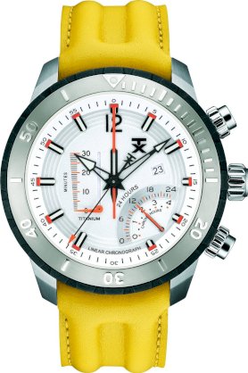  TX Men's T3C320 800 Series Linear Titanium Chronograph Dual-Time Zone Watch