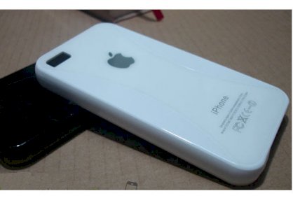 Nắp lưng iPhone 4/4S Alo 10