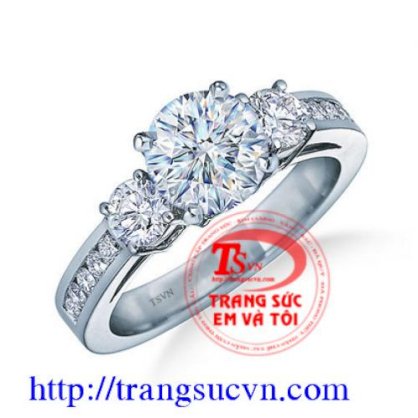 Nhẫn đính hôn kim cương TSVN002531