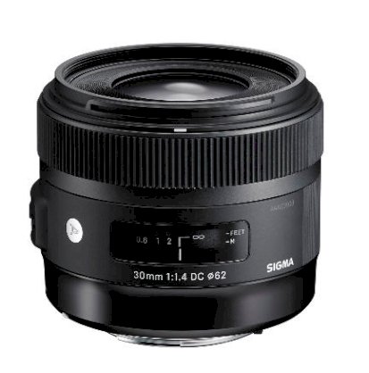 Lens Sigma 30mm F1.4 DC