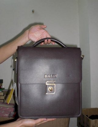 Túi đeo da Ipad 1/2 Bally TXBipad5 