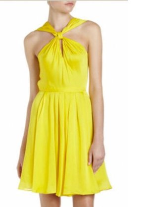 Đầm lụa dạng váy xòe cổ cột chéo sang trọng màu vàng 4  WHA057100004