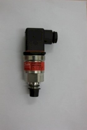 Cảm biến áp suất Danfoss MBS-3050 (060G3658)