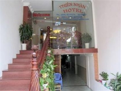 Khách sạn Thiên Nhân