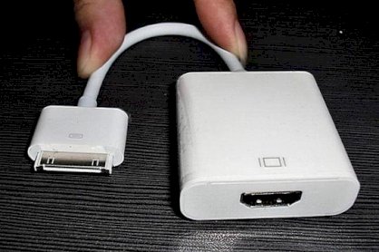 Apple iPad Dock Connector to HDMI Adapter