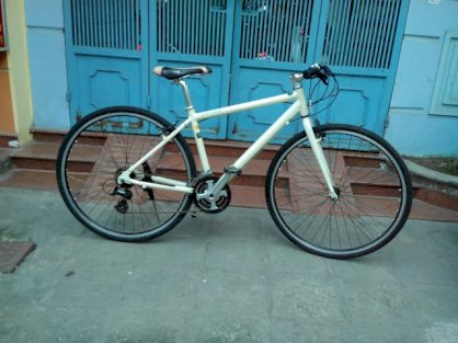Xe đạp thể thao Sport 702 trắng bạc