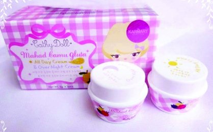 Kem dưỡng trắng da ngày và đêm Cathy Doll - Thái Lan 