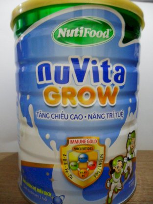 Sữa bột Nuvita Grow 900g