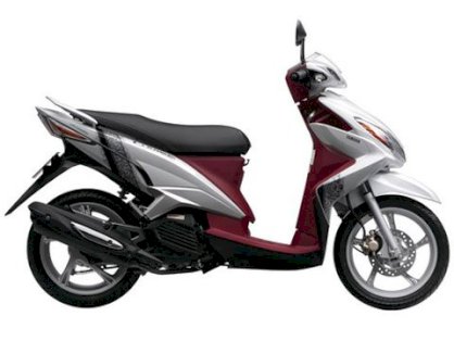 Dán keo xe Yamaha Luvias