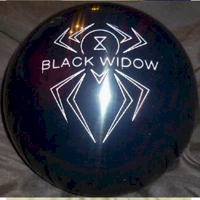 Hammer Black Widow bowling ball