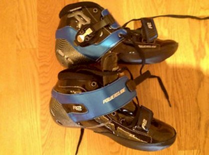 Powerslide R2 Race boots- Mens size 44- 10.5- 195mm mounting