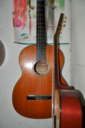 Đàn Guitar Nhật  007