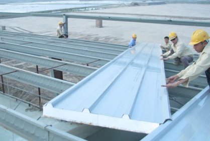 Tôn xốp 2 lớp cách nhiệt KN 1m