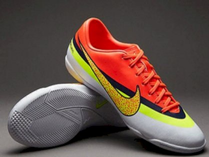 Nike Mercurial Victory IV IC CR-White/Volt/Crimson Size 9