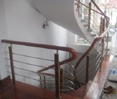 Cầu thang inox Trung Thành TT-CTINOX4