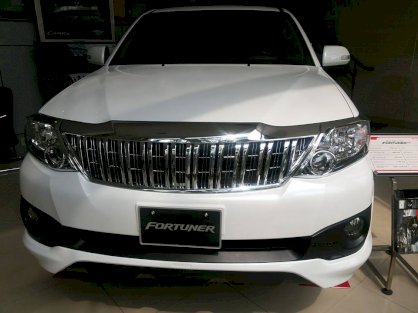 Ga lăng trước Fortuner TFor03