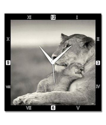 Bluegape Lion Family Wall Clock