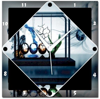 Amore Newtons Cradle Analog Wall Clock