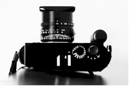 Leica M-P Correspondent (Leica Summilux-M 50 mm F1.4 ASPH) Lens Kit