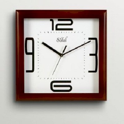 Safal Quartz Vertical Figured Beauty Wall Clock SA553DE67COEINDFUR