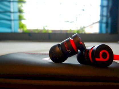 Tai nghe Beats by Dr.Dre UrBeats 2013