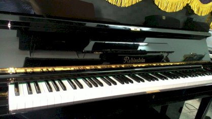 Piano rubinstein (upright)