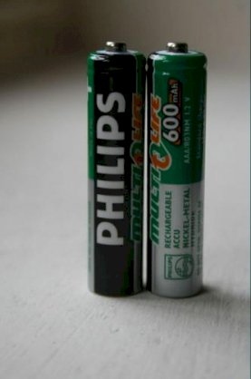 Pin Đũa Sạc Philips & GP SSR-183