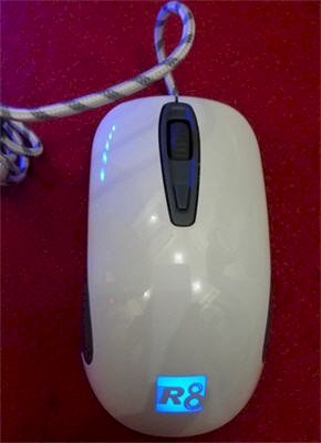Mouse R8 1660