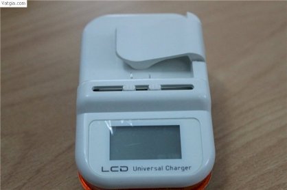 Sạc đa năng Pin LCD USB
