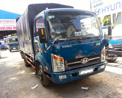 Xe tải thùng mui bạt veam VT150 1T5