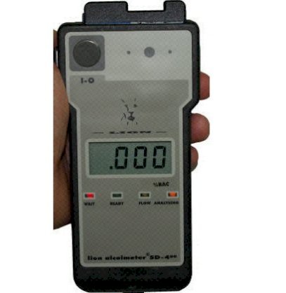 Máy đo nồng độ cồn Lion Alcolmeter SD-400