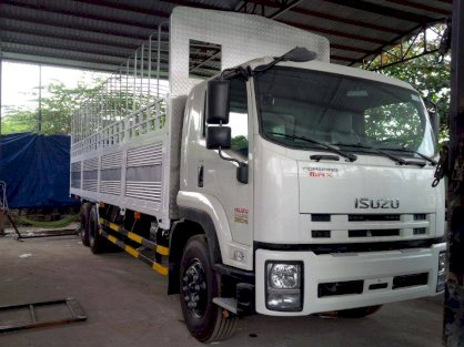 Xe tải Isuzu FVM34W 6x2 thùng dài 10m