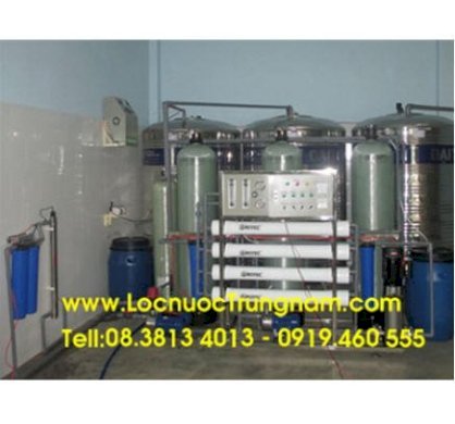Dây chuyền lọc nước đóng bình 1200-1400 lit/h vỏ composite TN-RO1400