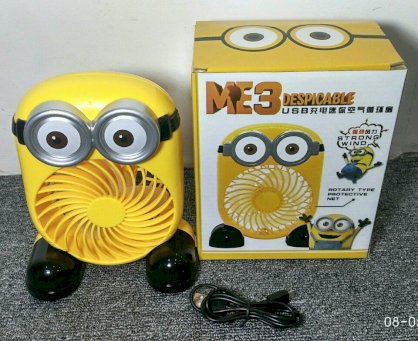 Quạt sạc mini để bàn hình Minions 8736